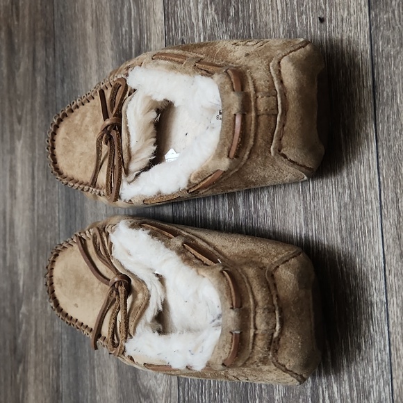UGG DAKOTA SUEDE LEATHER SHEARLING DRIVING LOAFERS SLIPPERS Chestnut Size 7 - Picture 4 of 10
